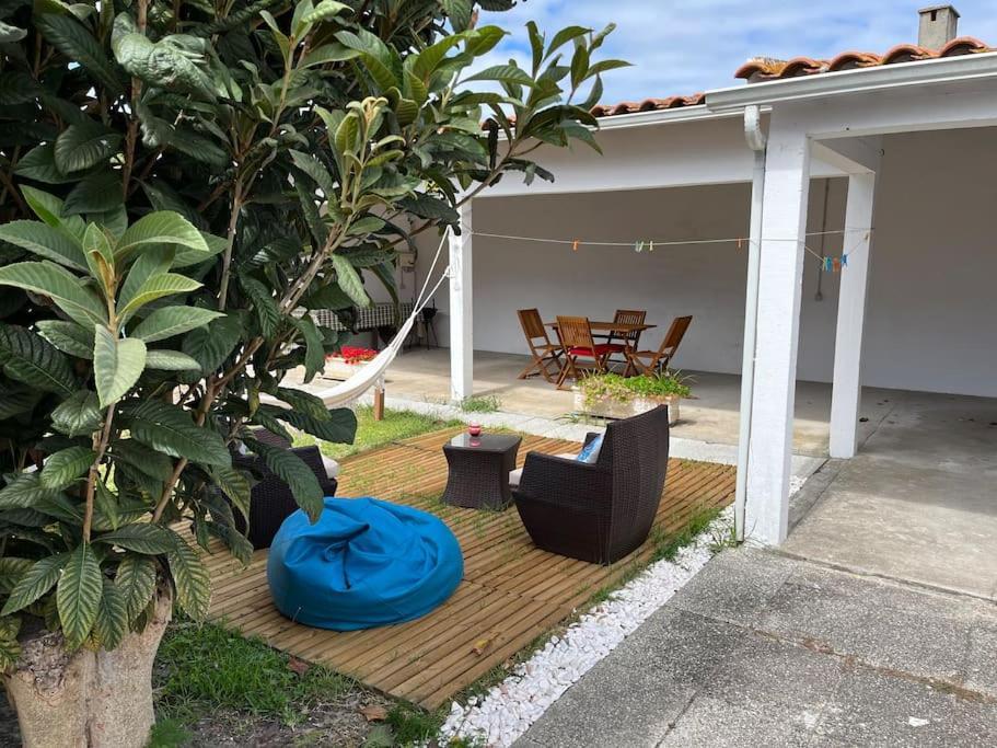 Moradia Alegre No Centro Da Vila Da Tocha. Exterior photo