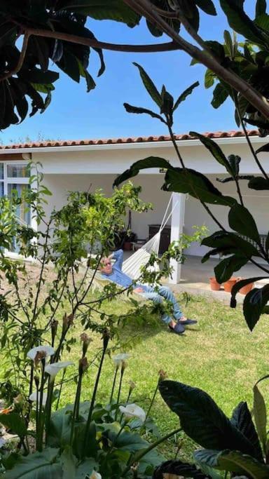 Moradia Alegre No Centro Da Vila Da Tocha. Exterior photo